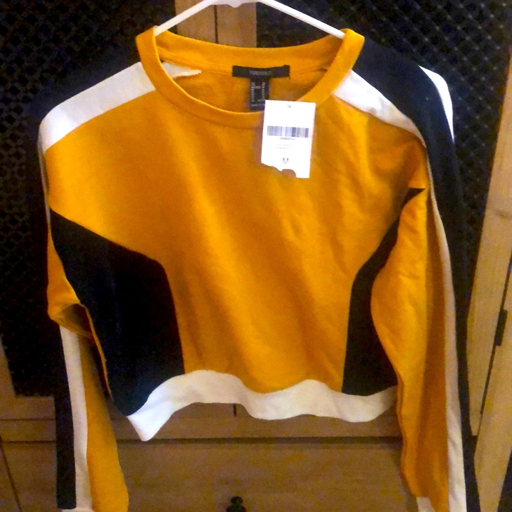 Sweatshirt